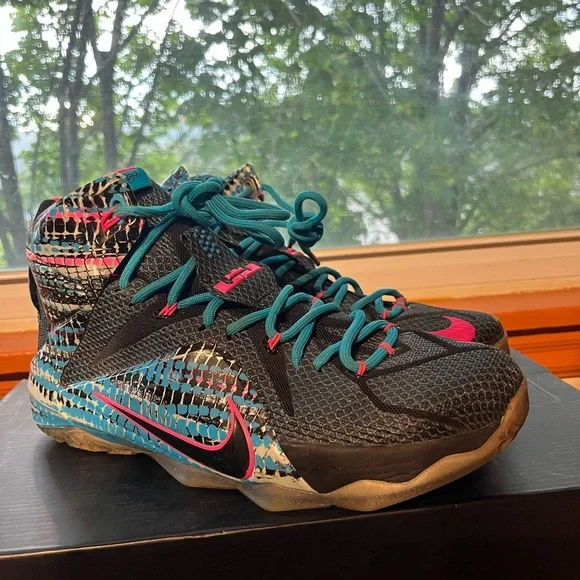 Sz 9.5 Nike Lebron “Lagoon” 12s Sz South Pink Blue Clean - Picture 3 of 8